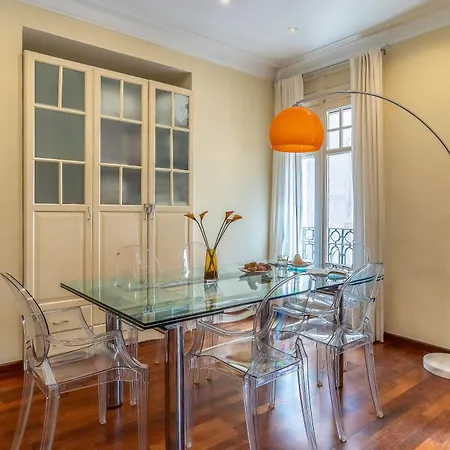 Canela Homes Jardinets Барселона